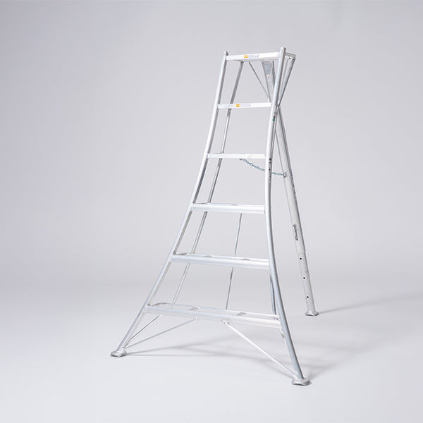 Hasegawa GSC Model Tripod Ladder, 6'