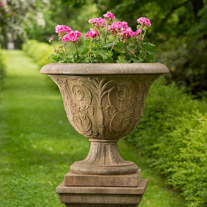Palais Arabesque Urn