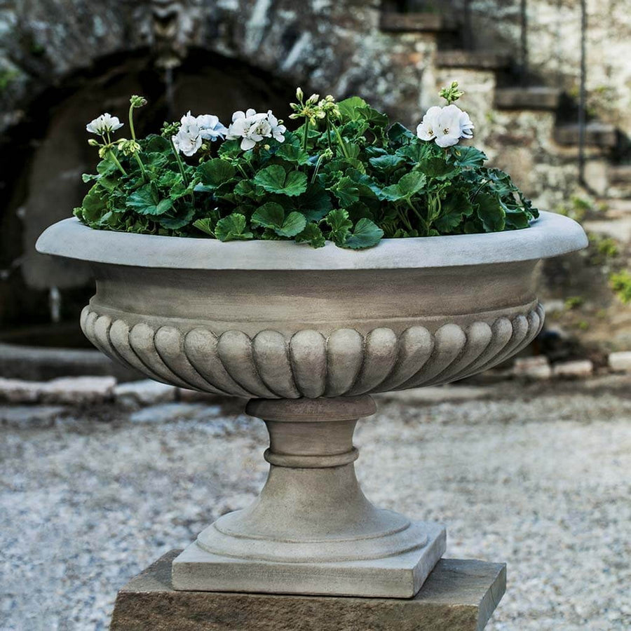 Kingscote Urn