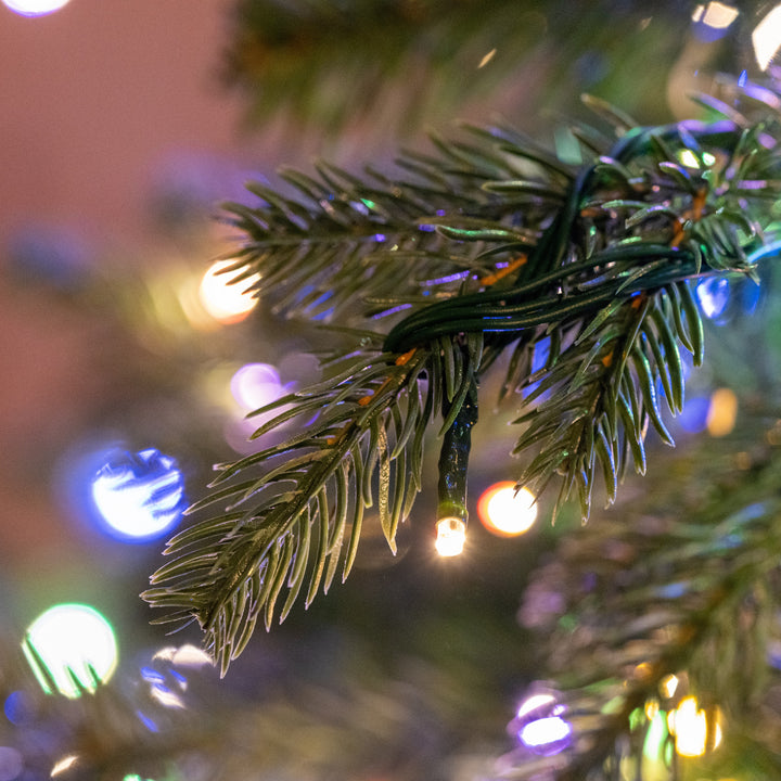Alberta Spruce Deluxe Life-Like Artificial Christmas Tree