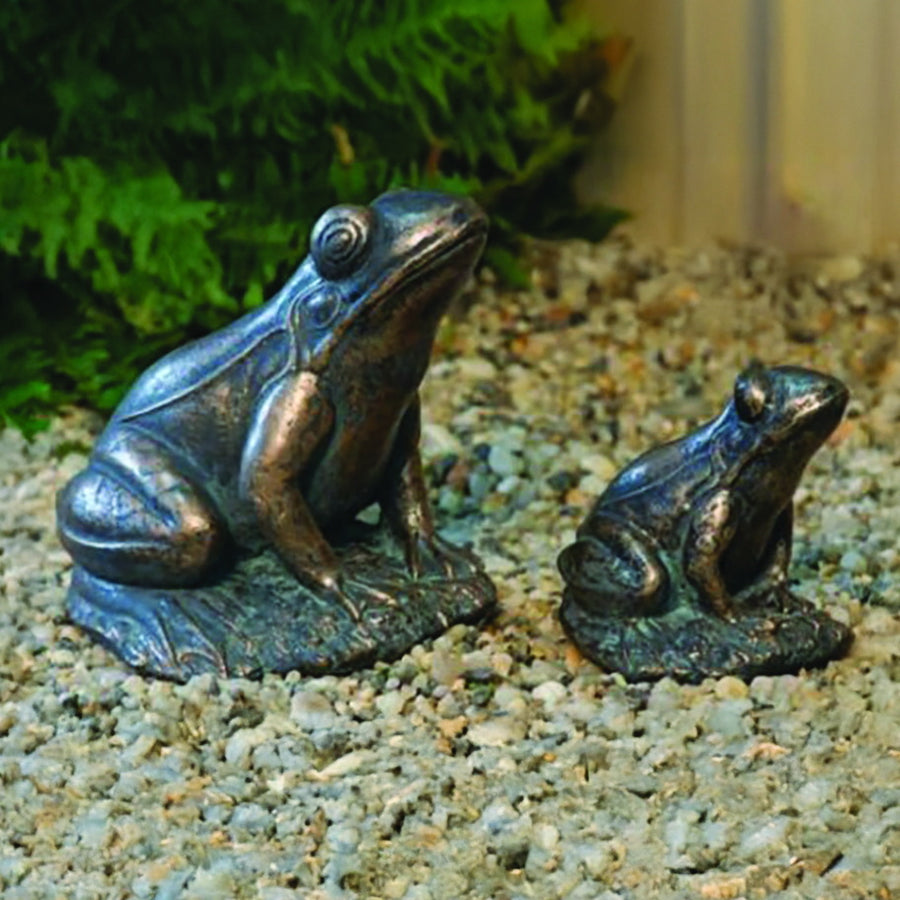 Kermit Frog Statue