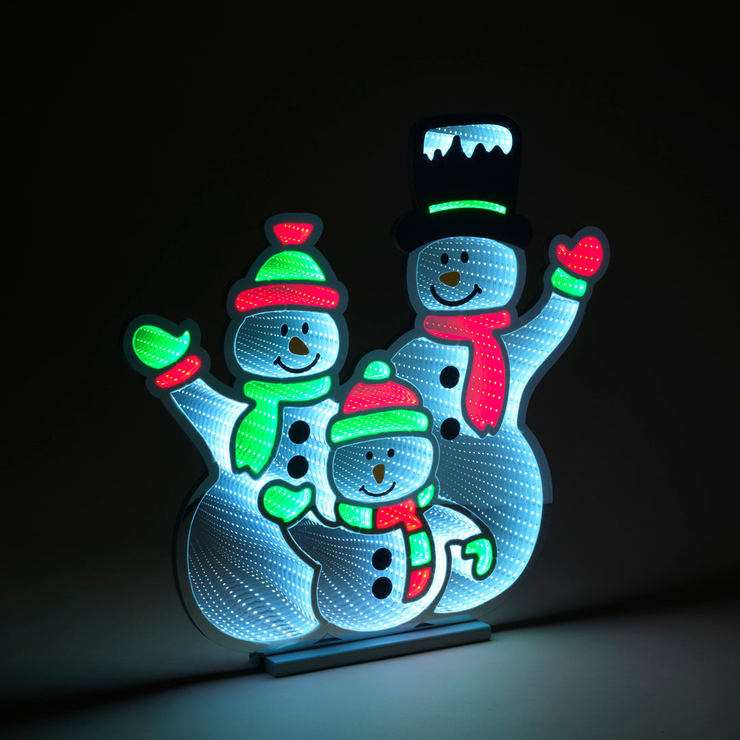 Infinity Light Snowman Family