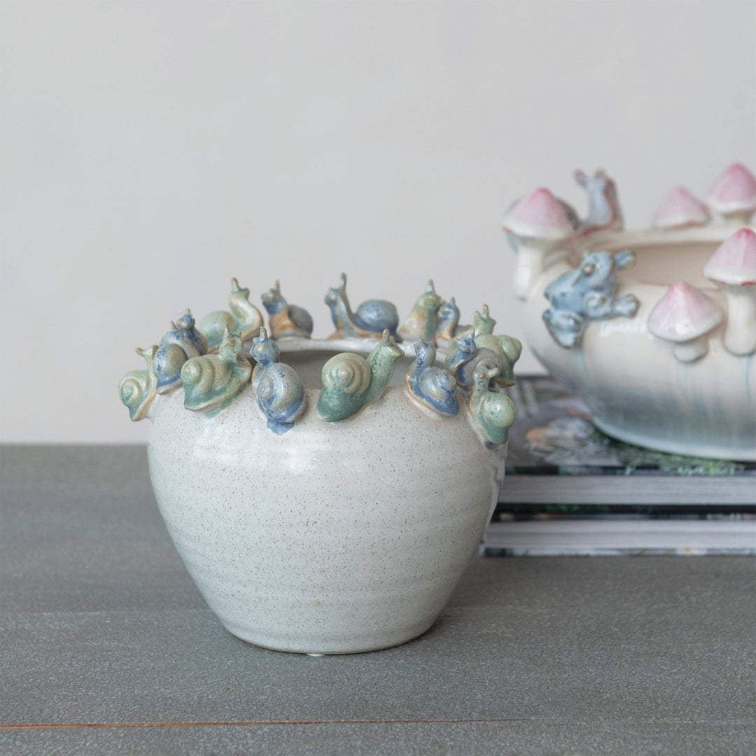Stoneware Planter With 3-Dimensional Snails On Rim