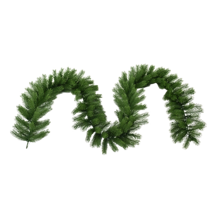 Colorado Spruce Garland with Starry Lights