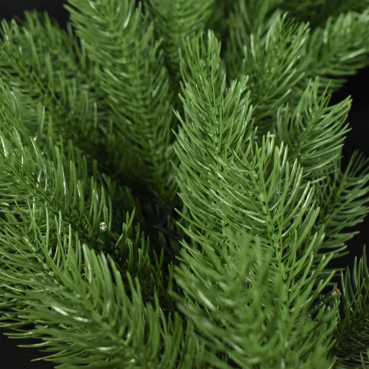 Colorado Spruce Garland with Starry Lights