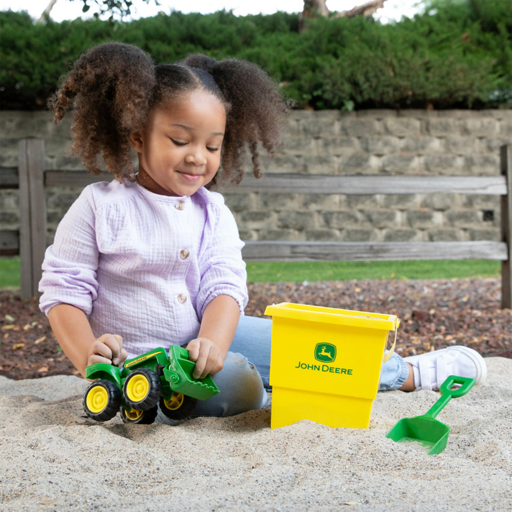 John Deere Sand Pit Bucket Set