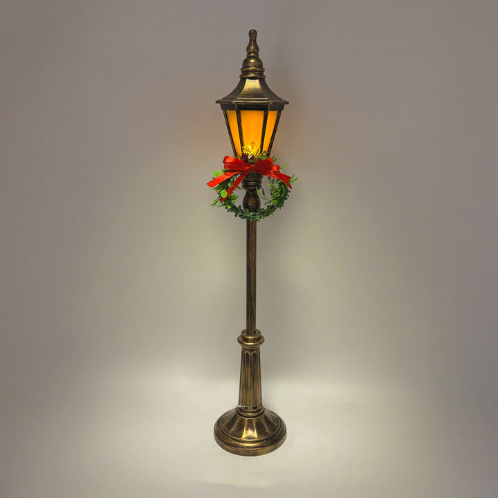 Lit Lamp Post with Festive Wreath