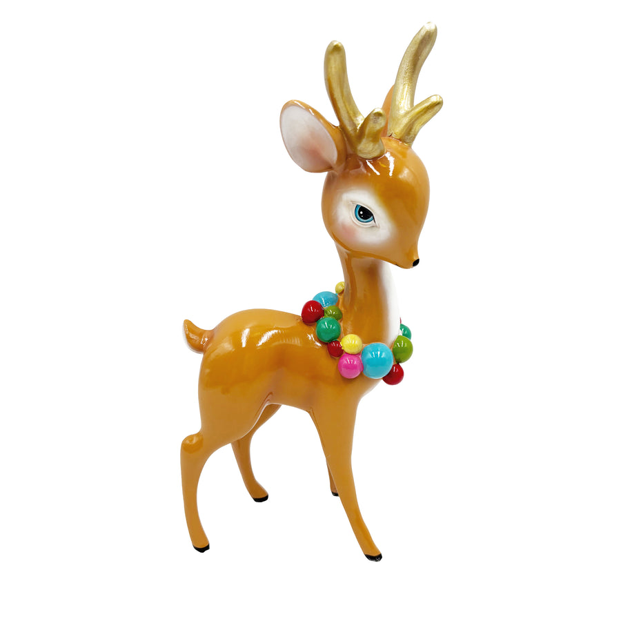 Vintage-Style Reindeer with Ornament Wreath