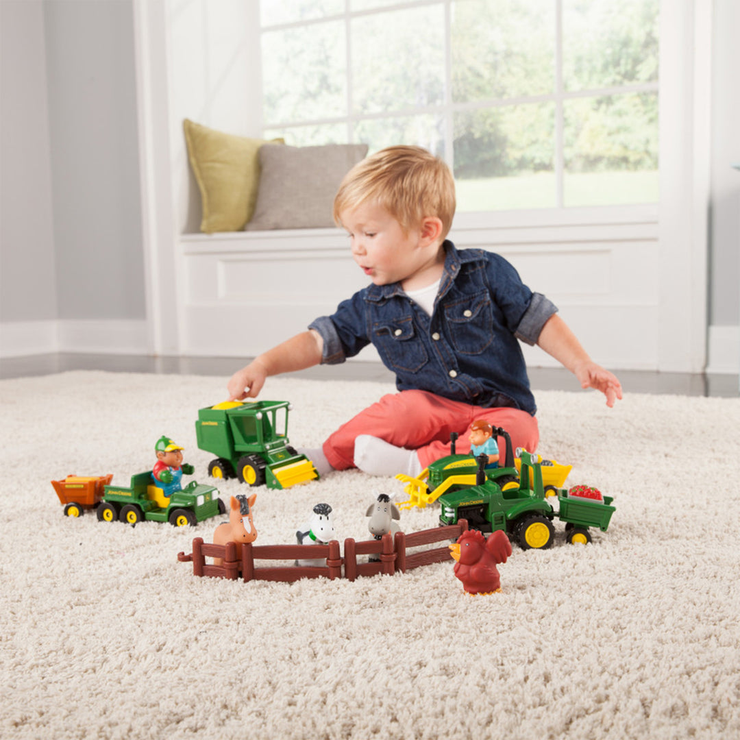 John Deere 20-Piece Farm Play Set