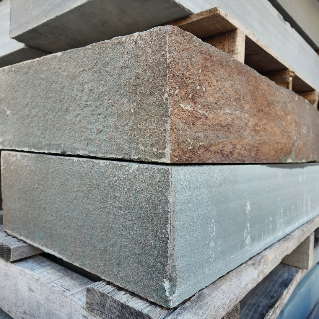Pennsylvania Bluestone Split Face 6" Step-Full Color